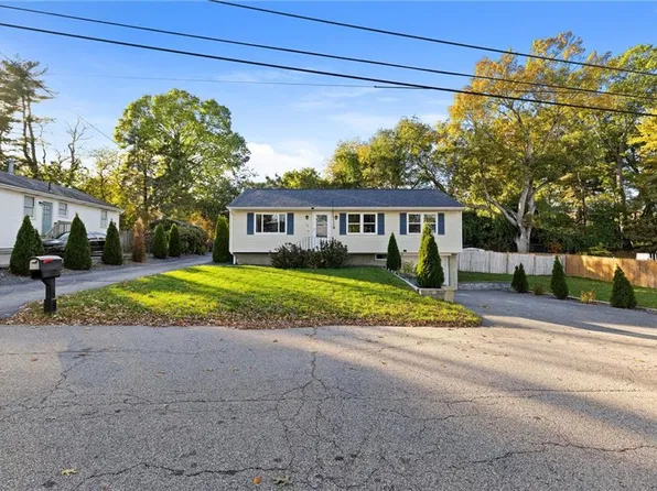 23 Skycrest Ave, East Providence, RI 02914