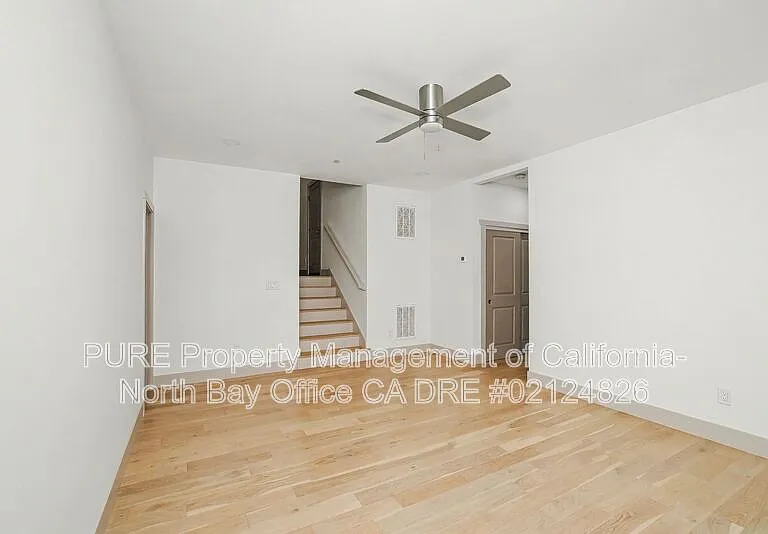 1920 Fountainview Cir — Photo 22