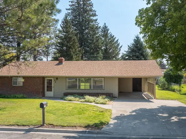 818 Sunrise Blvd N, Twin Falls, ID 83301