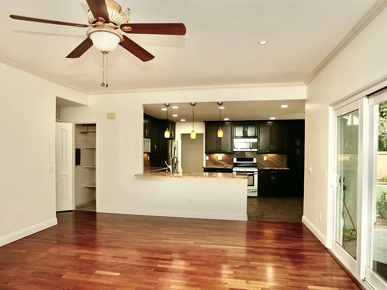1251 Village View Rd — Photo 7