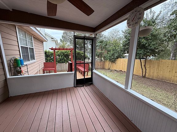 5th image of 529 Forest Green Dr