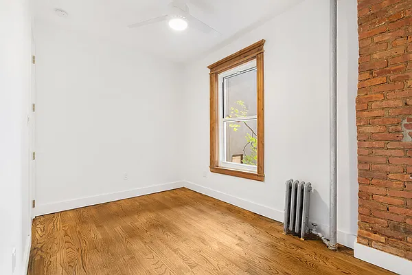 Rented by MNS | media 5