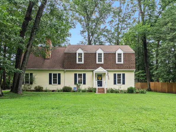 5400 Karma Rd, Chester, VA 23831