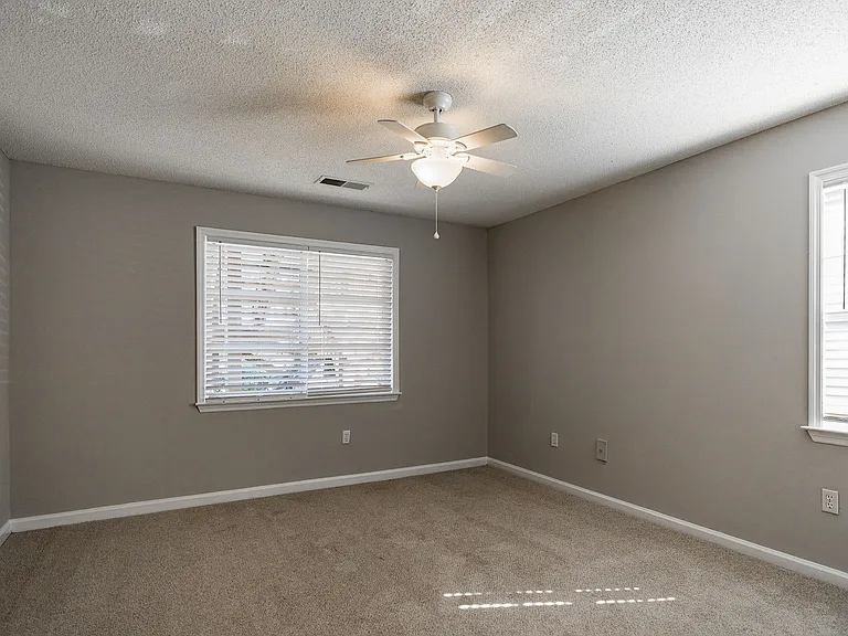345 Research Dr #61 — Photo 38