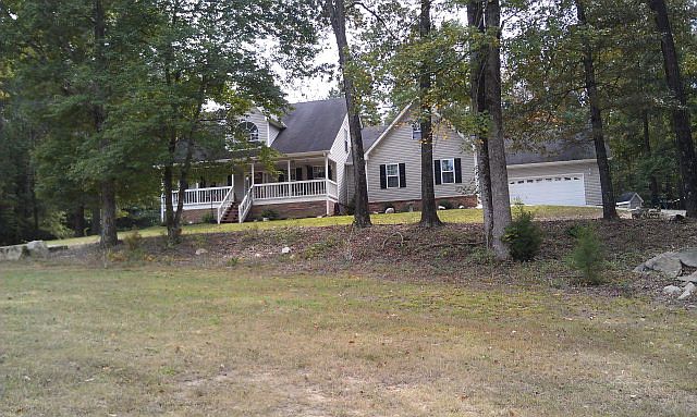 2nd image of 966 Fairview Rd