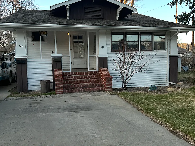 141 Avenue E — Photo 6