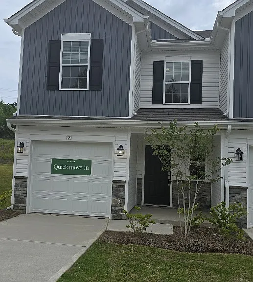 121 Tango Dr — Photo 1