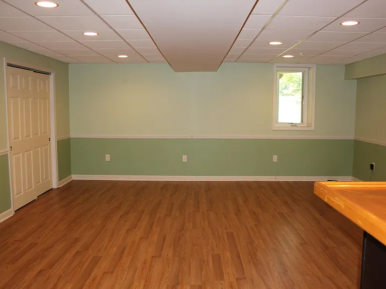 206 Hampshire Dr — Photo 14