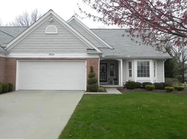 29323 Briar Ln #63, Westlake, OH 44145