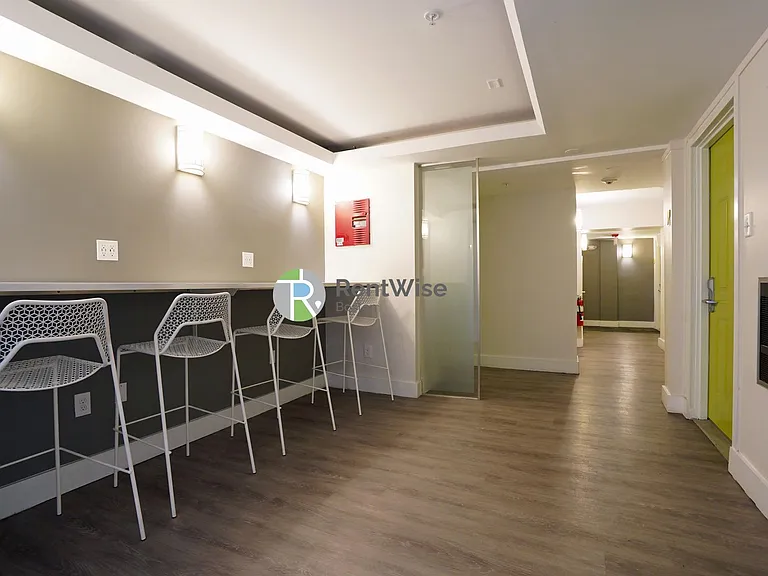 14 Brainerd Rd #D11 — Photo 5
