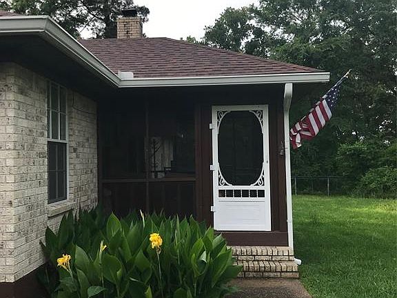 Covered Front Porch Area.