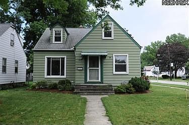1st image of 487 E 329th St