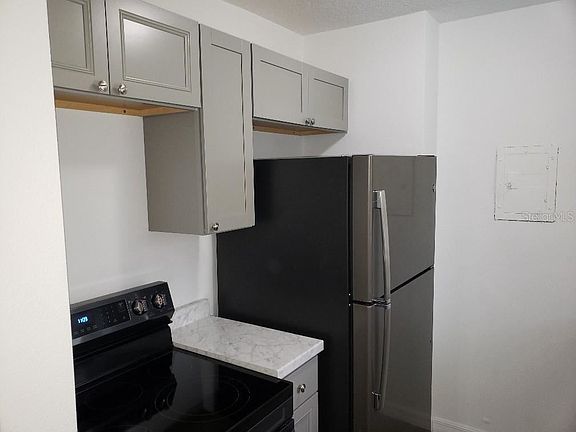 5th image of 1441 Corinthian Ave