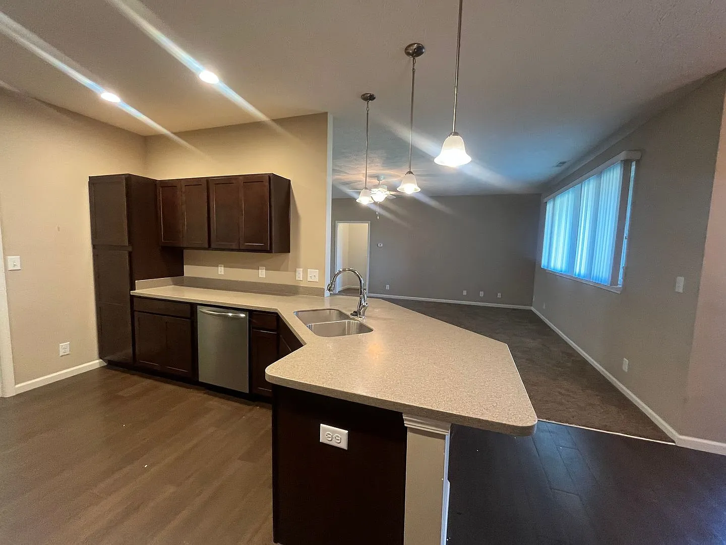Beautifully Designed 3BR Home in Lafayette High Ceilings & Outdoor Charm — Photo 3