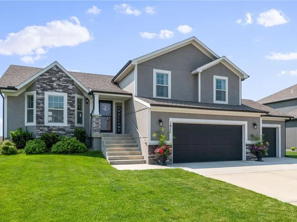 1411 NE 108th St, Kansas City, MO 64155