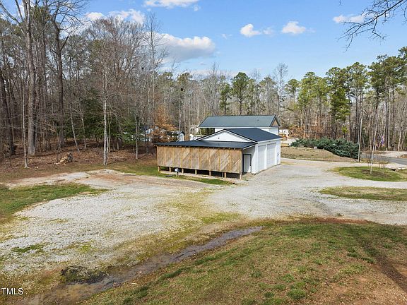 2nd image of 167 Pinto Dr #220-221