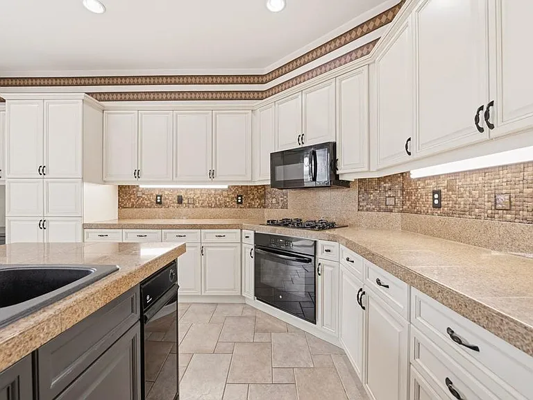 5643 Willowmere Ln — Photo 21