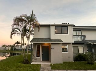 5305 Bayside Drive, Greenacres, FL 33463