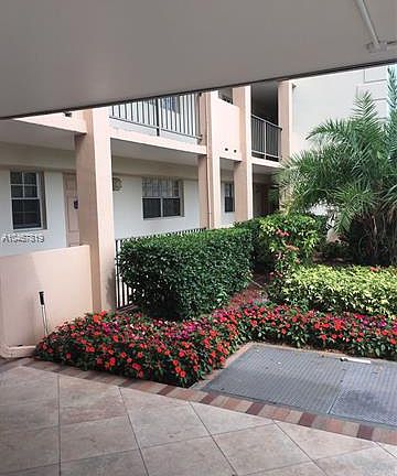 3rd image of 3575 Broken Woods Dr APT 903