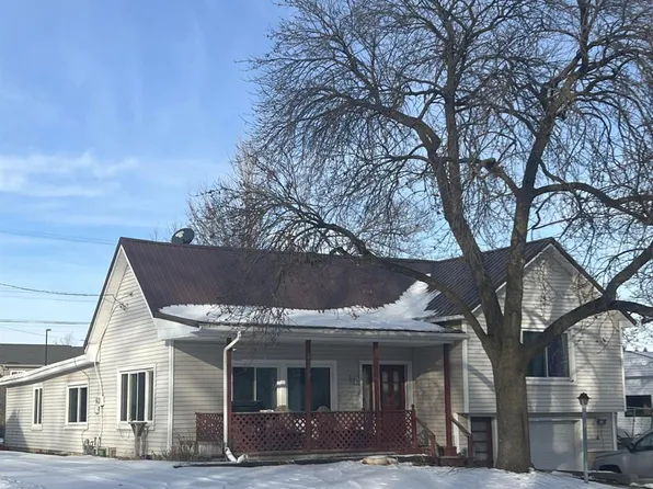 6374 Chard St, Marlette, MI 48453