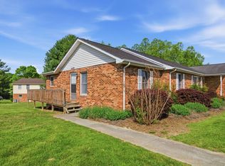 1449 Sandy Cir, Blacksburg, VA 24060
