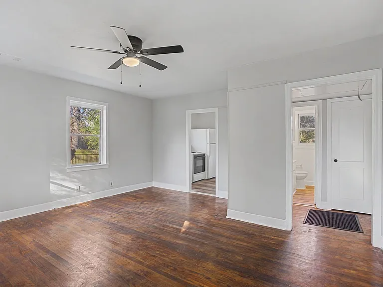 155 Short St — Photo 4
