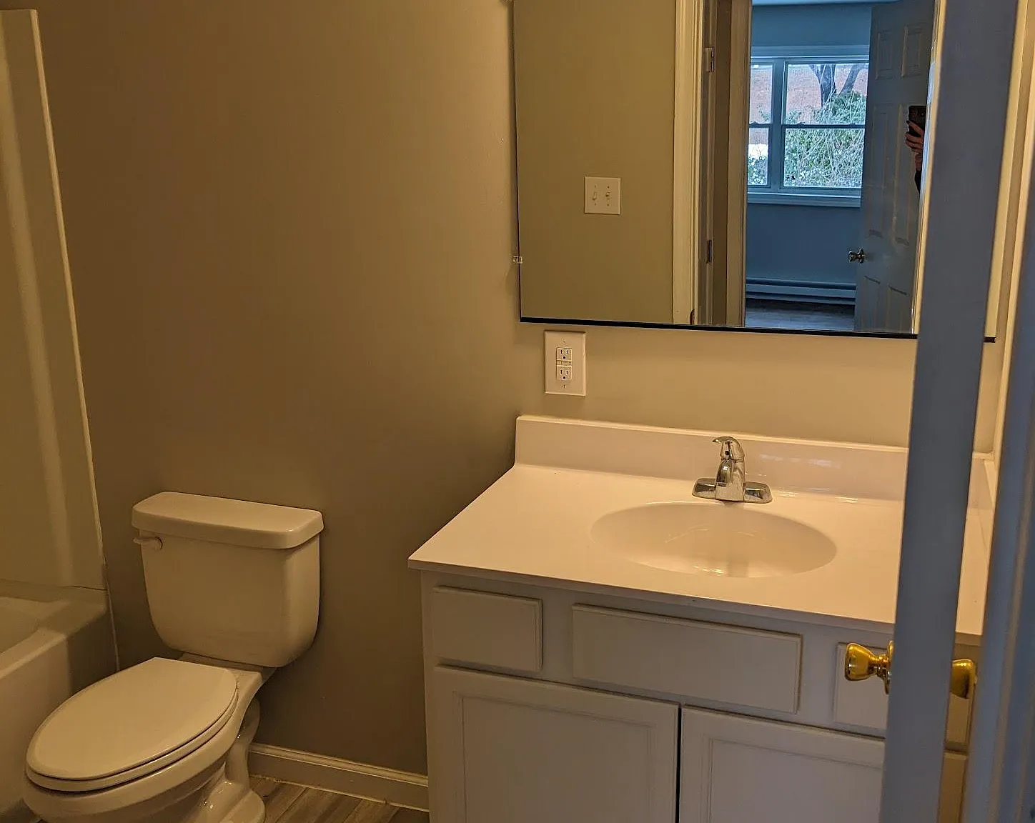 1 bed, 600 sqft, $1,150 — Photo 3