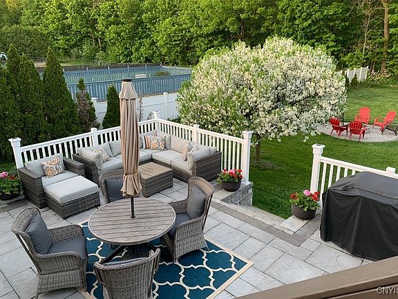 2nd image of 112 Northwood Cir