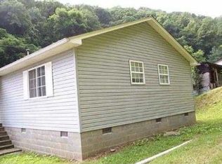 3633 Springfield Dr, Charleston, WV 25306