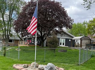 22 Clear Creek Dr, Neoga, IL 62447