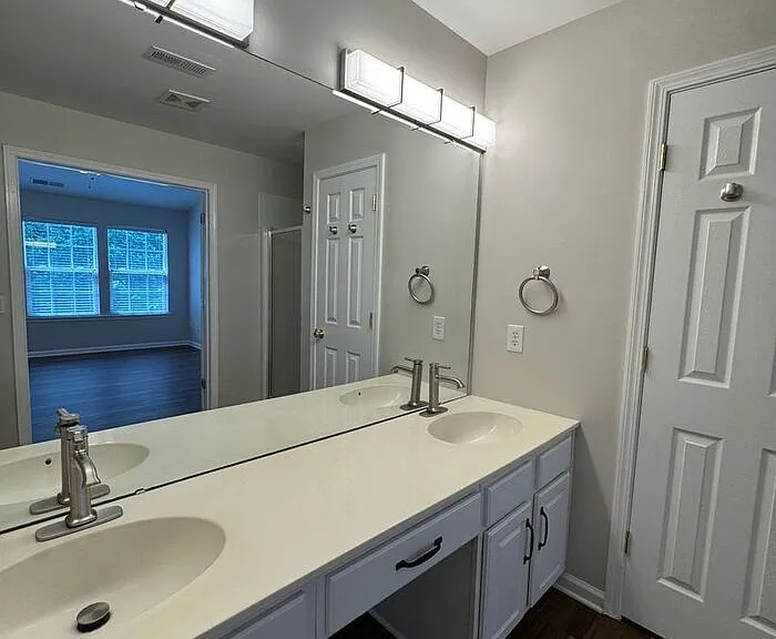 6834 Beverly Springs Dr — Photo 11