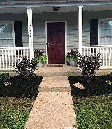 2nd image of 2661 Lilypark Dr
