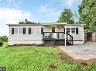 46 E High St, Windsor, PA 17366