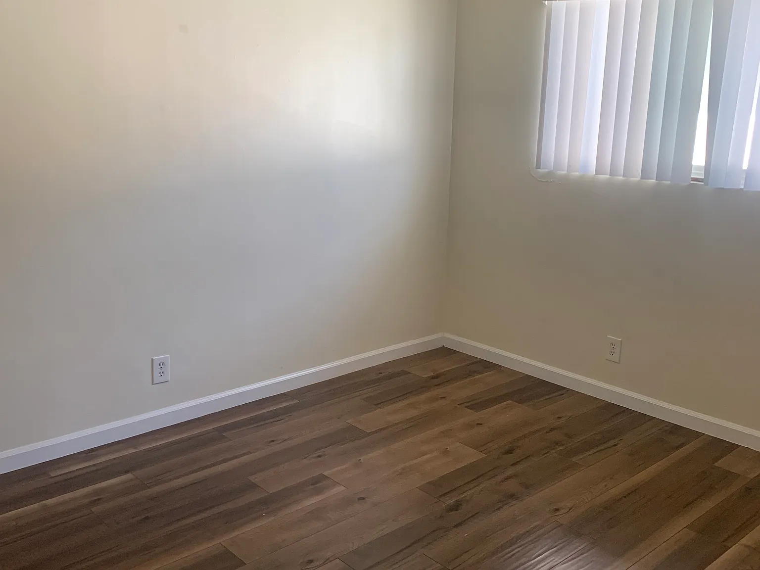 2 bed, 850 sqft, $2,350 — Photo 2