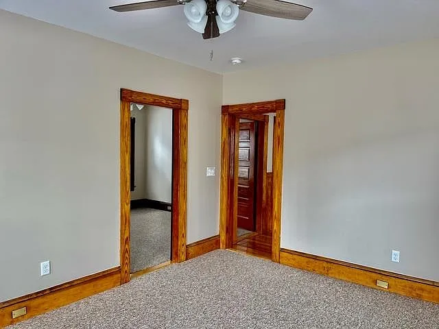 2 bed, 1.0 bath, 1350 sqft, $2,250 — Photo 3