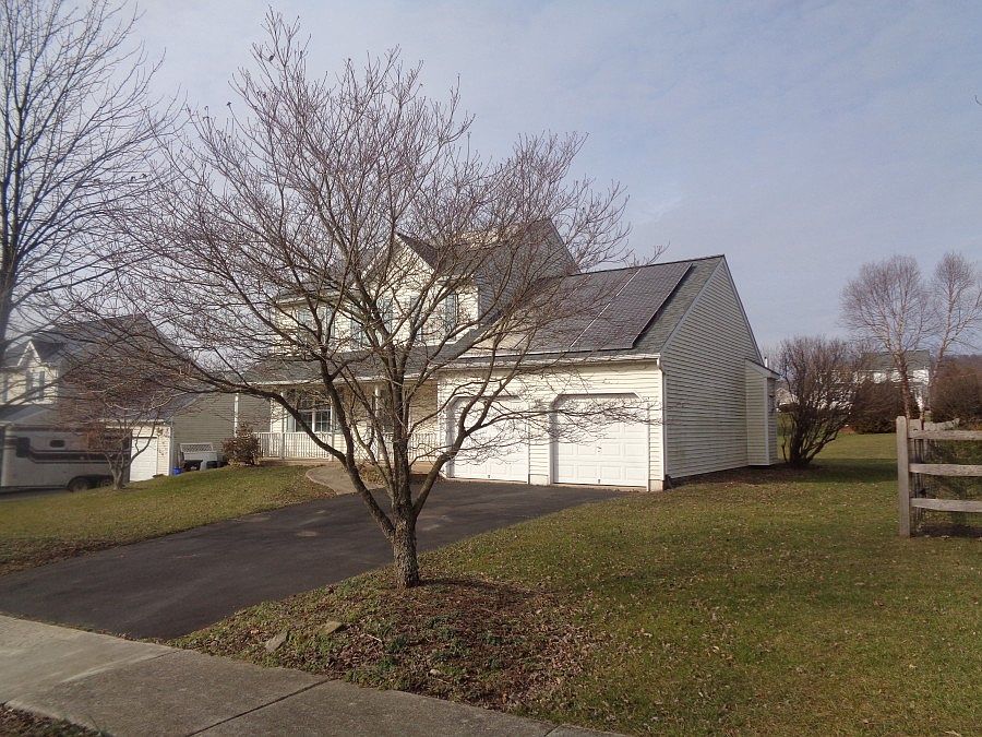 2nd image of 35 Victoria Dr