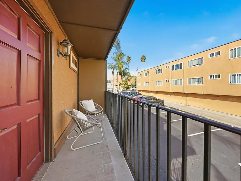 5505 Adelaide Ave #14 — Photo 11