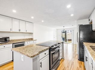 46 Rhodes Cir, Hingham, MA 02043