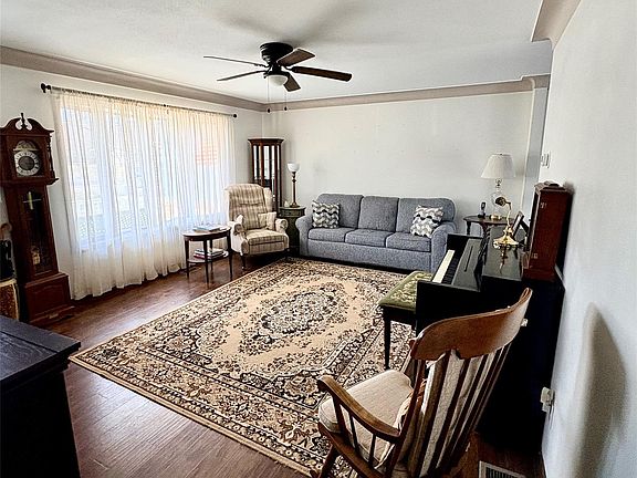 2nd image of 4329 Mohawk Trl