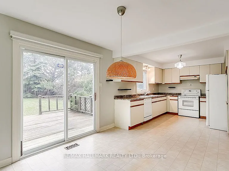 1361 Monks Pass — Photo 6