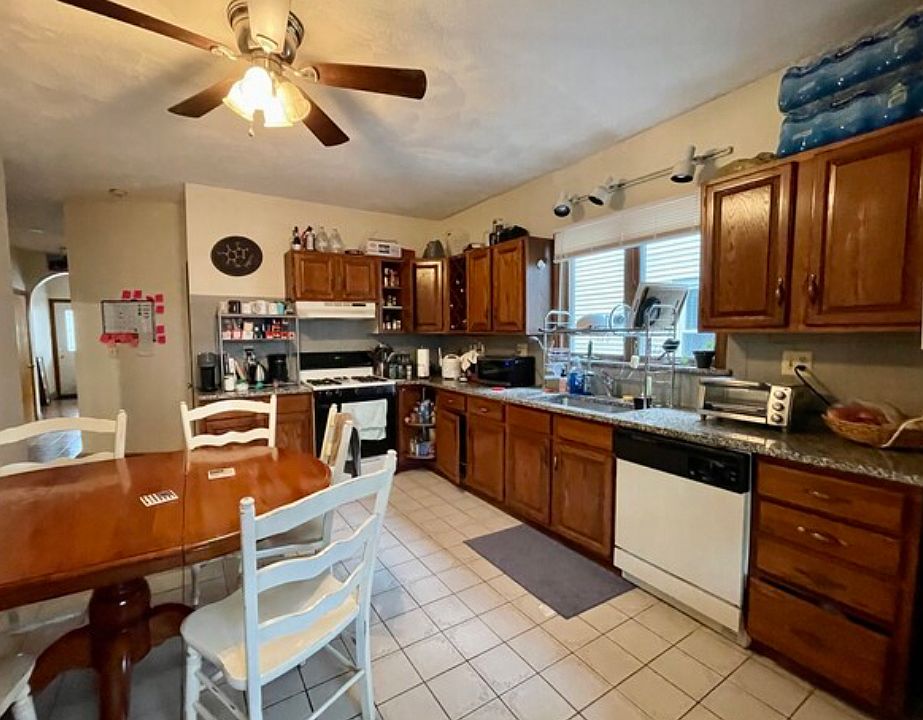 2nd image of 17 Lowden Ave #1