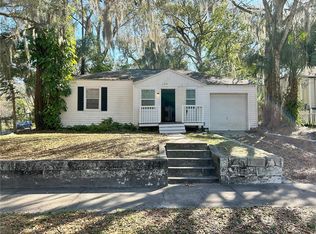 1213 E Park Cir, Tampa, FL 33604