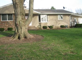 5549 N Stillman Rd, Stillman Valley, IL 61084