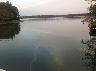 407 Lake Moultrie Dr, Bonneau, SC 29431