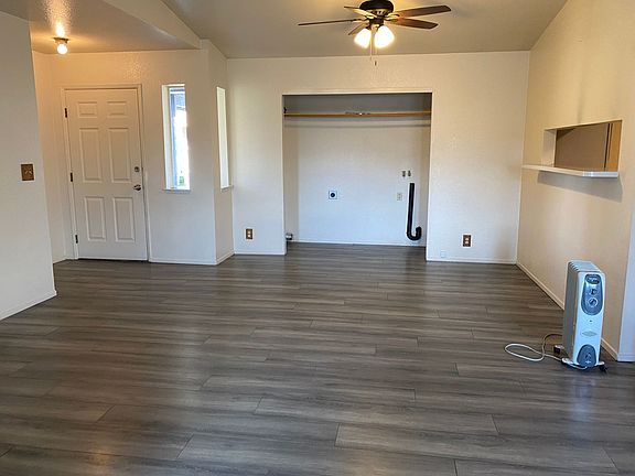 3rd image of 630 Cameron Way