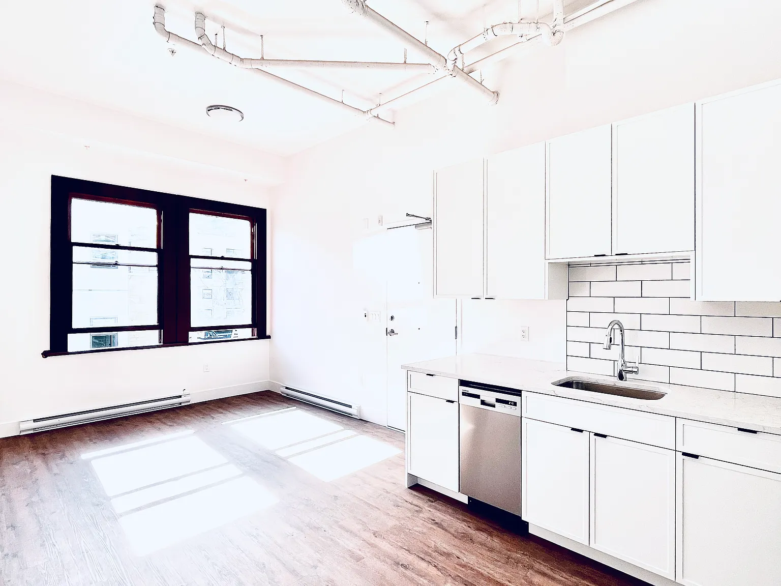 1523 Davie Street Vancouver — Photo 4