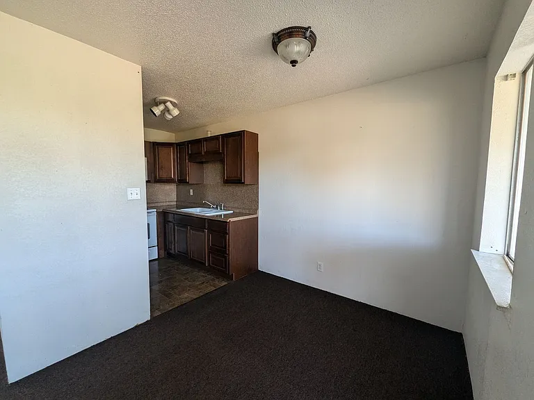 89 Moser St #8 — Photo 5