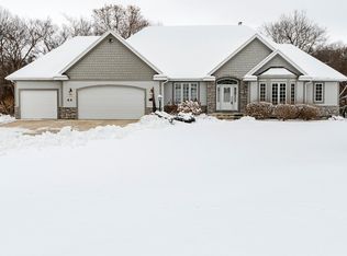44 River Bluff Pl NW, Rochester, MN 55901