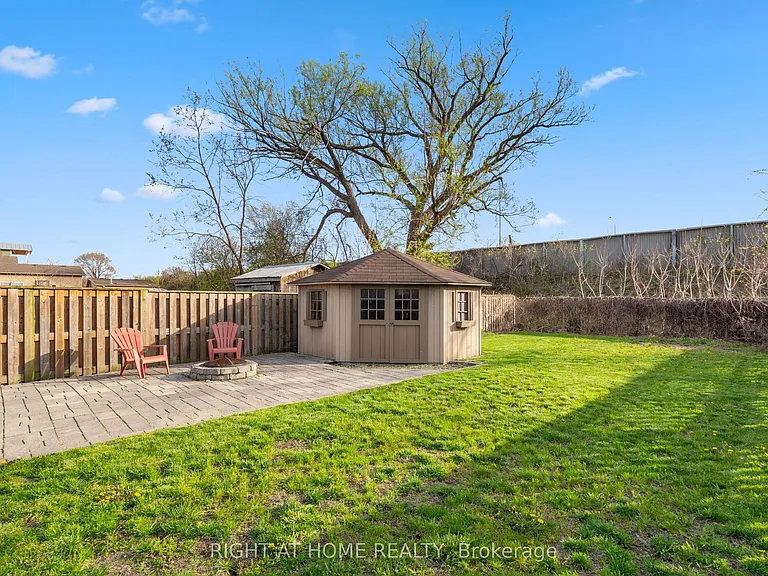 204 Beach Blvd — Photo 37