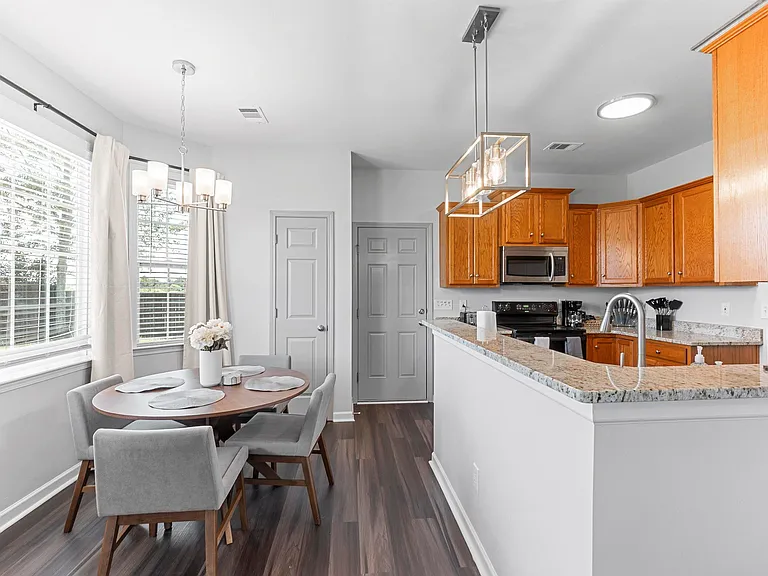 309 Raleigh Dr — Photo 26
